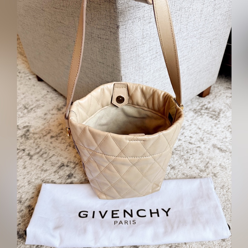 GIVENCHY Beige Nude Quilted Leather Mini GV Bucket Bag shoulder purse - Picture 10 of 15